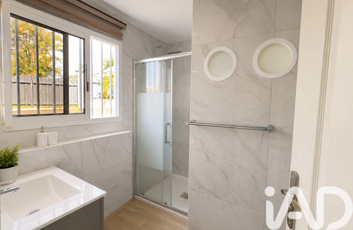 Vente Maison 115m&sup2; 5 pièces Sainte Suzanne