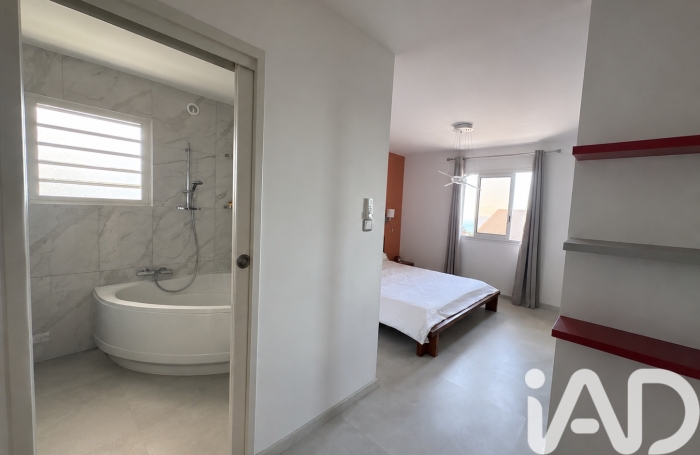 Vente Maison 115m&sup2; 5 pièces Sainte Suzanne