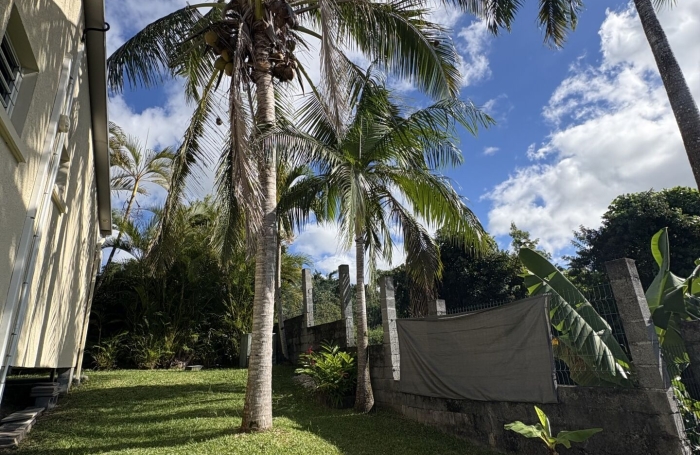 Vente Maison 115m&sup2; 5 pièces Sainte Suzanne