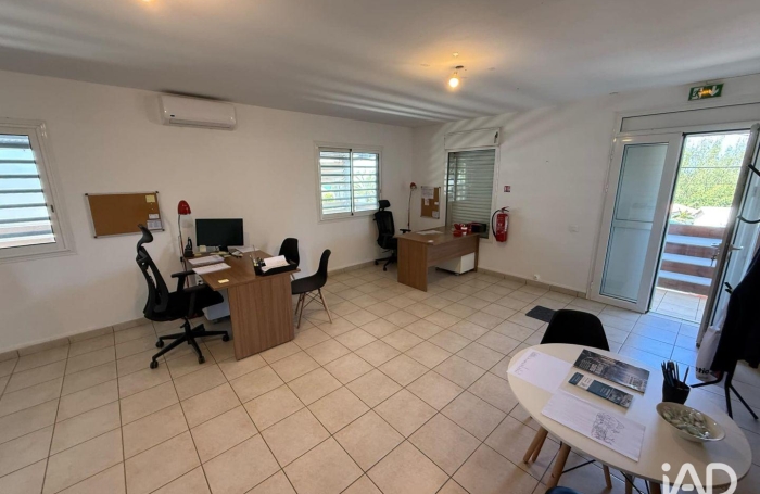 Location Fonds de commerce 97442
