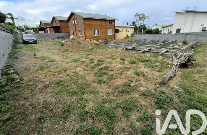 Vente Terrain 268m&sup2; Rivi&egrave;re Saint Louis