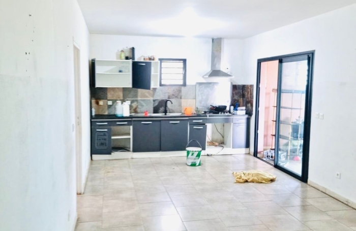 Vente Maison 87m&sup2; 5 pièces Etang-Sale