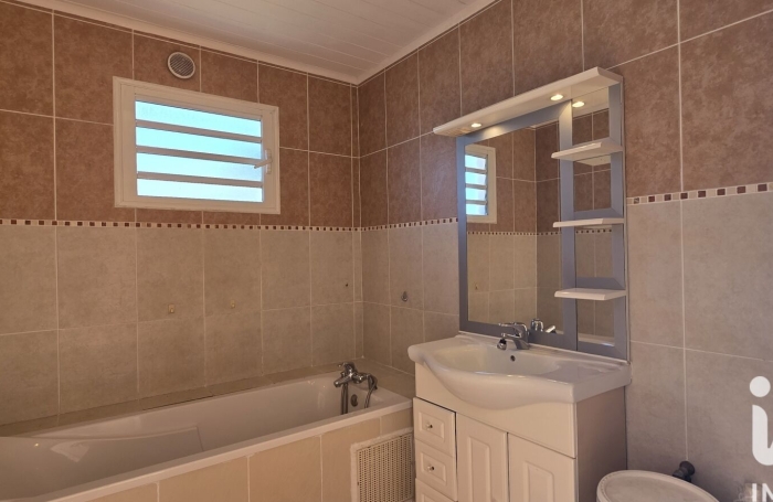Vente Maison 83m&sup2; 4 pièces L'Entre Deux
