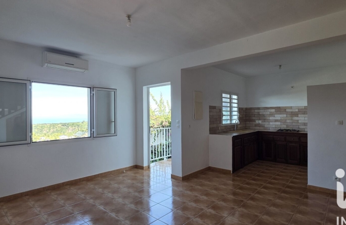 Vente Maison 83m&sup2; 4 pièces L'Entre Deux