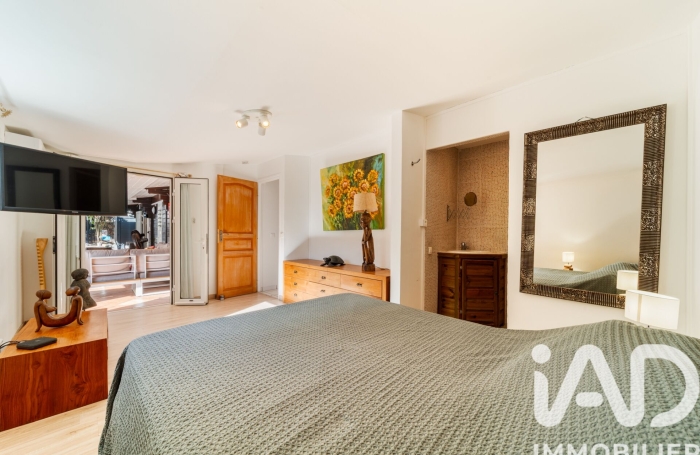 Vente Maison 111m&sup2; 5 pièces Saint Gilles les Bains