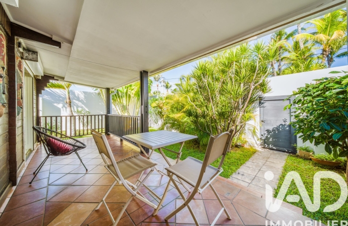 Vente Maison 111m&sup2; 5 pièces Saint Gilles les Bains
