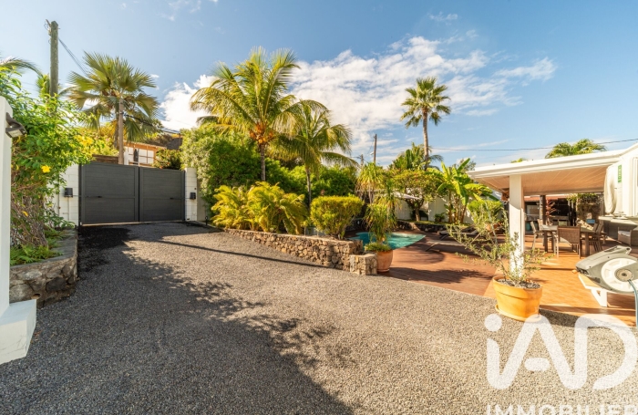 Vente Maison 111m&sup2; 5 pièces Saint Gilles les Bains