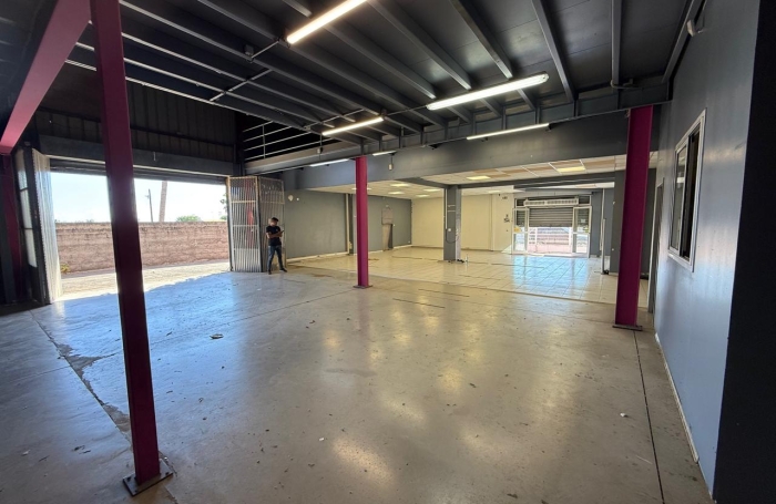 Entrep&ocirc;t ZI CHAUDRON de 600 m2 + 575 m2 mezzanine
