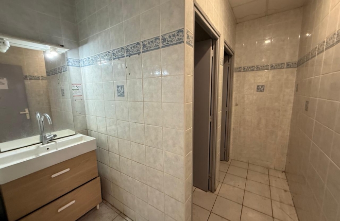 Entrep&ocirc;t ZI CHAUDRON de 600 m2 + 575 m2 mezzanine
