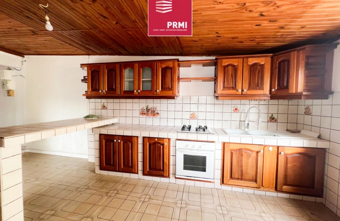 Vente Maison 70.8m&sup2; 3 pi&egrave;ces Saint-Leu
