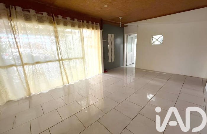 Vente Maison 122m&sup2; 5 pièces Etang-Sale