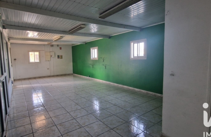Vente Immeuble 351m&sup2; Le Tampon