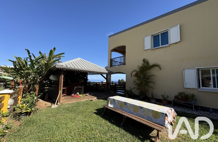 Vente Maison 190m&sup2; 12 pièces Trois Bassins