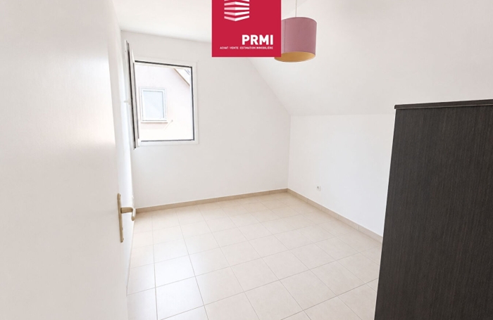 Vente Maison 71.31m&sup2; 4 pi&egrave;ces Sainte Suzanne