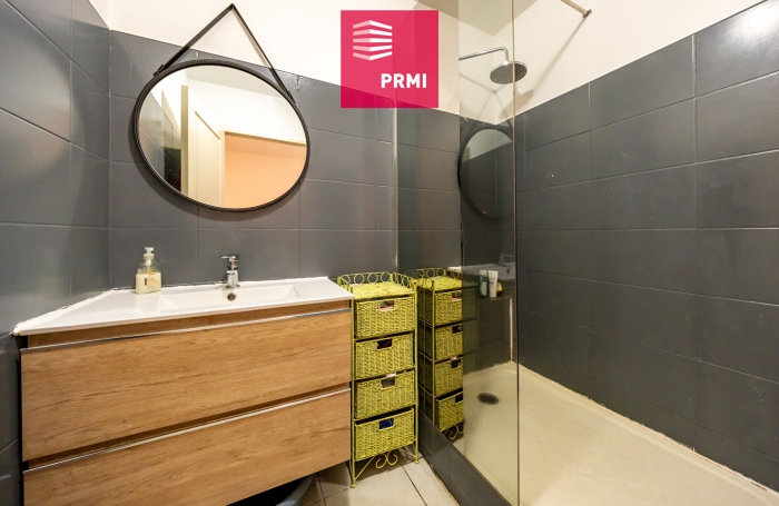 Vente Maison 61.89m&sup2; 3 pi&egrave;ces Saint Denis