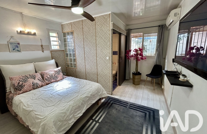 Vente Maison 193m&sup2; 5 pièces Etang-Sale