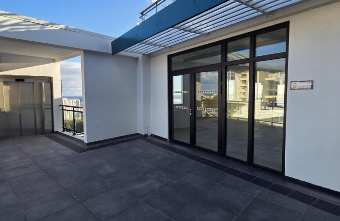 Location Bureaux 97410