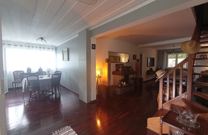 Vente Maison 149m&sup2; 5 pi&egrave;ces Saint Denis