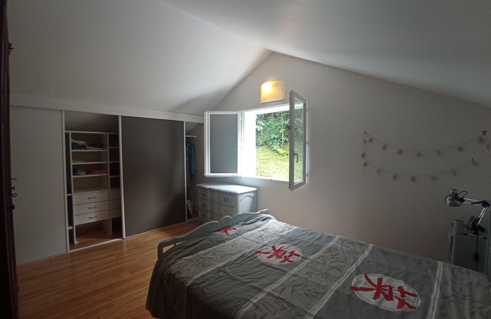 Vente Maison 149m&sup2; 5 pi&egrave;ces Saint Denis