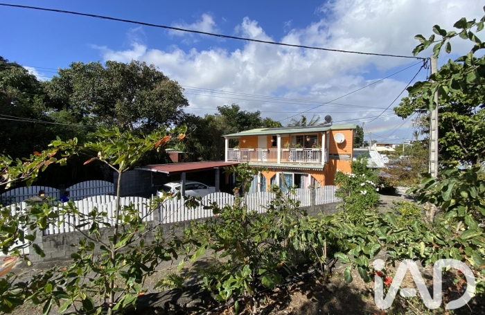 Vente Maison 122m&sup2; 5 pièces Saint Louis