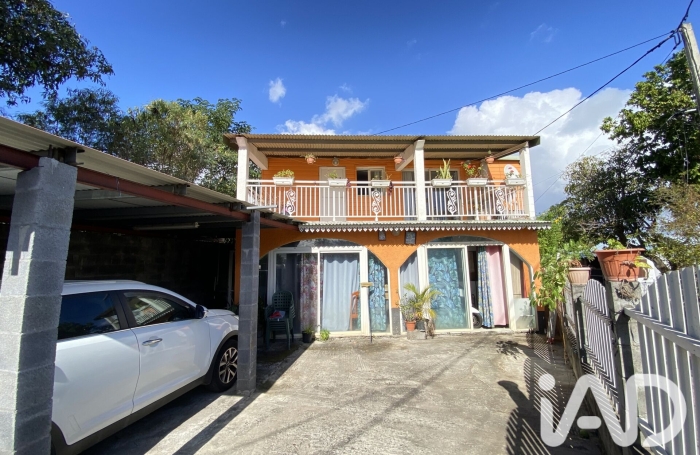 Vente Maison 122m&sup2; 5 pièces Saint Louis
