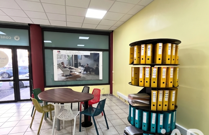 Vente Local commercial 55m&sup2; Saint Denis