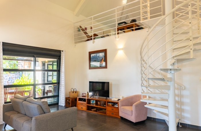 Vente Maison 125m&sup2; 6 pièces Saint Gilles les Bains