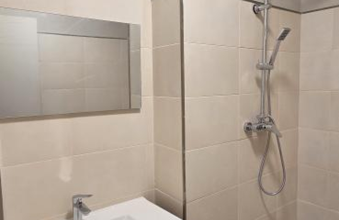 Location Bureaux 75m&sup2; 4 pièces Saint-Pierre