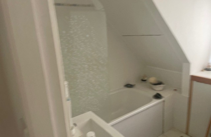 MIEUX QU UN APPARTEMENT UNE JOLIE MAISONNETTE  DE TYPE T3 DUPLEX