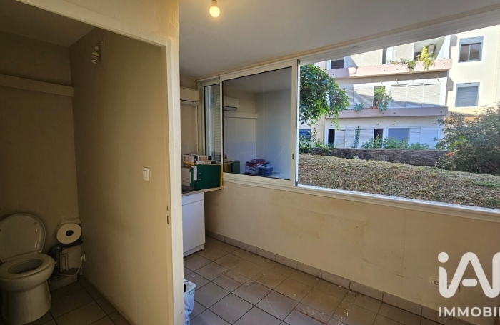 Vente Local commercial 68m&sup2; Saint-Pierre