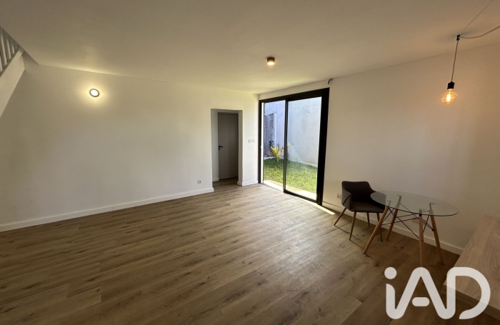 Vente Maison 90m&sup2; 4 pièces Saint Gilles Les Hauts
