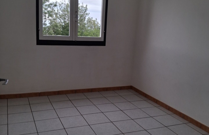 Vente Appartement 84m&sup2; 5 pièces Le Tampon