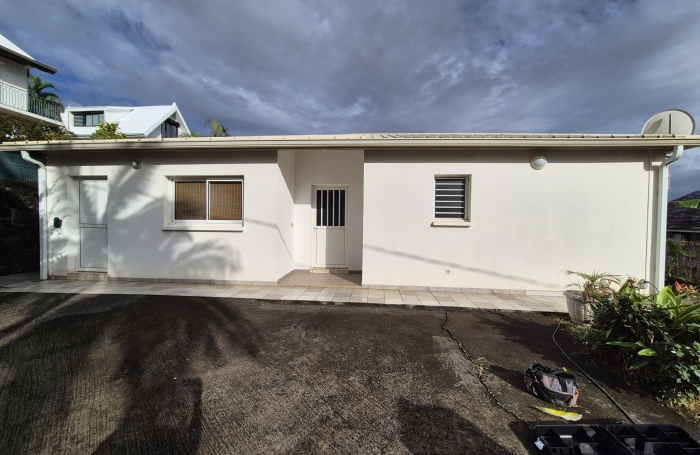 Maison T4 de 136 m2   Saint-Denis