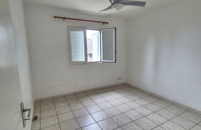 Maison T4 de 136 m2   Saint-Denis