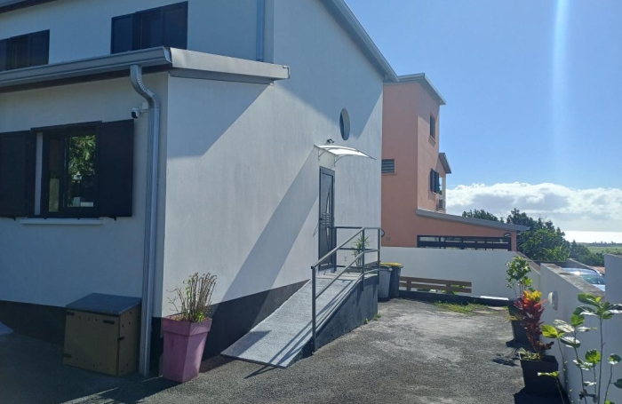 Vente Maison 110m&sup2; 4 pièces Sainte Suzanne