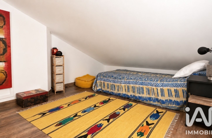Vente Appartement 80m&sup2; 4 pièces Etang-Sale