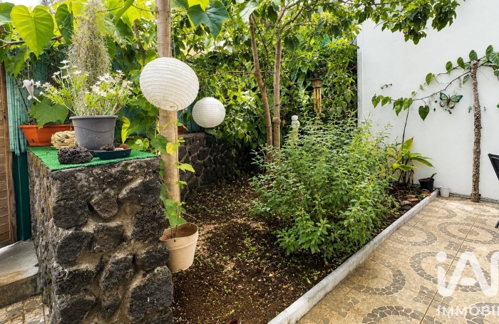 Vente Appartement 80m&sup2; 4 pièces Etang-Sale