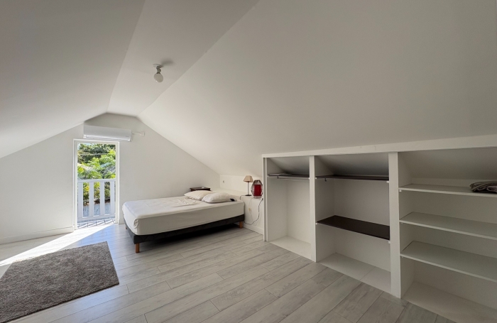 Location Maison 85m&sup2; 4 pièces Saint Gilles les Bains