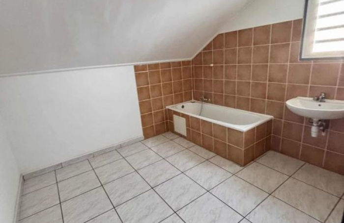 Vente Maison 95m&sup2; 5 pièces Saint-Beno&icirc;t