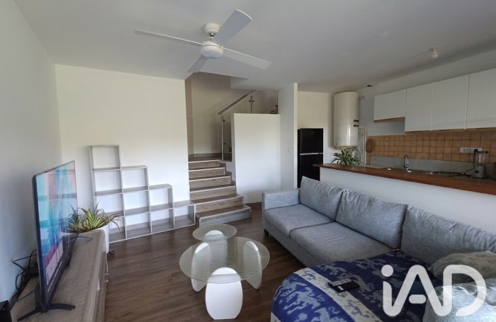 Vente Appartement 59m&sup2; 3 pièces Etang-Sale