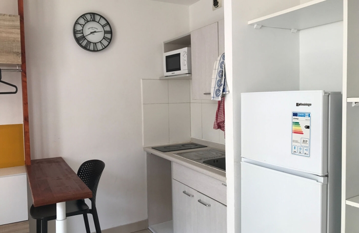 Location Appartement 20.54m&sup2; 1 pi&egrave;ce Sainte Clotilde