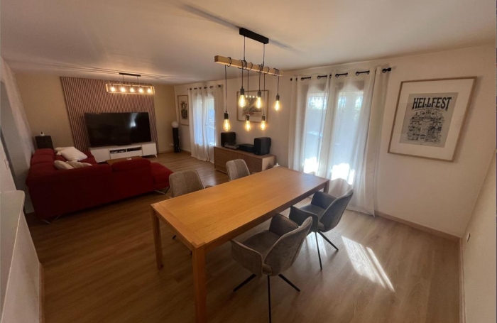 Vente Maison 110m&sup2; 4 pièces Saint Gilles Les Hauts
