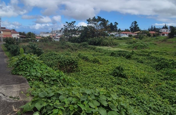 Vente Terrain 358m&sup2; Le Tampon