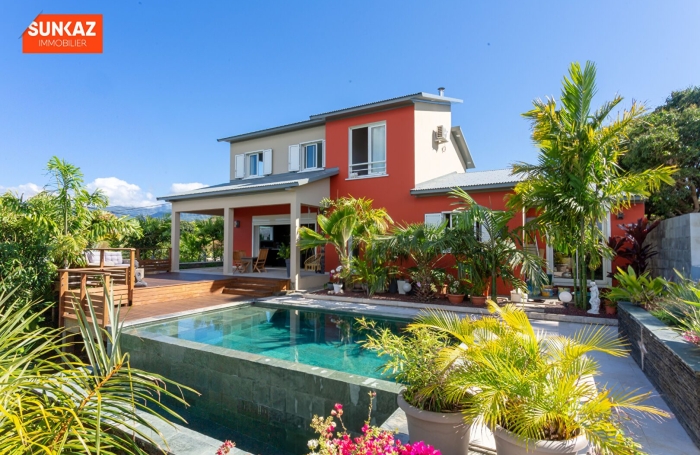 Vente Maison 178.31m&sup2; 6 pièces L'Entre Deux