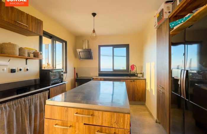 Vente Maison 105.00m&sup2; 4 pièces Petite &icirc;le