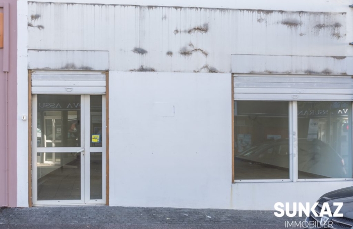 Location Local commercial 70.00m&sup2; 2 pièces Saint-Pierre