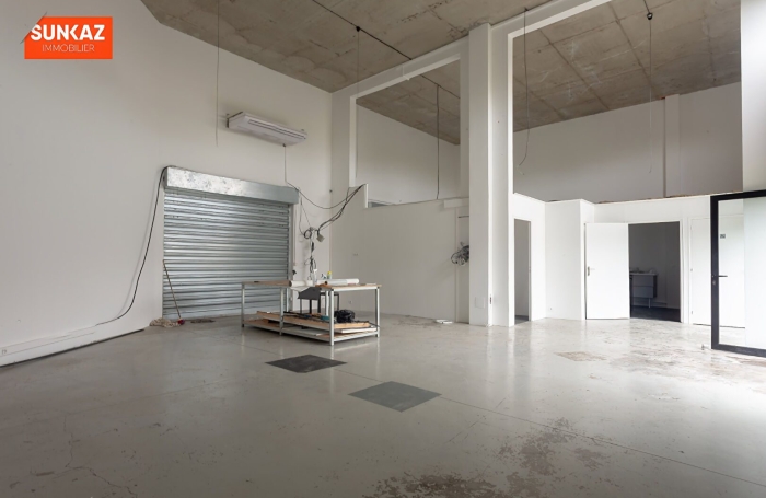 Location Local commercial 50.00m&sup2; Saint-Pierre