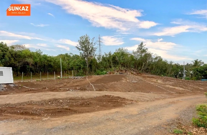 Vente Terrain 234.58m&sup2; Rivi&egrave;re Saint Louis