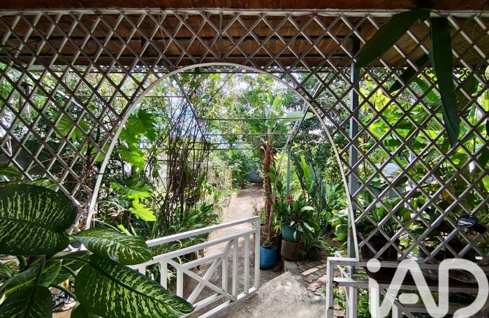 Vente Maison 90m&sup2; 2 pièces Etang-Sale