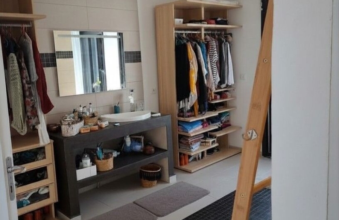 Location Maison 158m&sup2; 5 pièces Petite &icirc;le